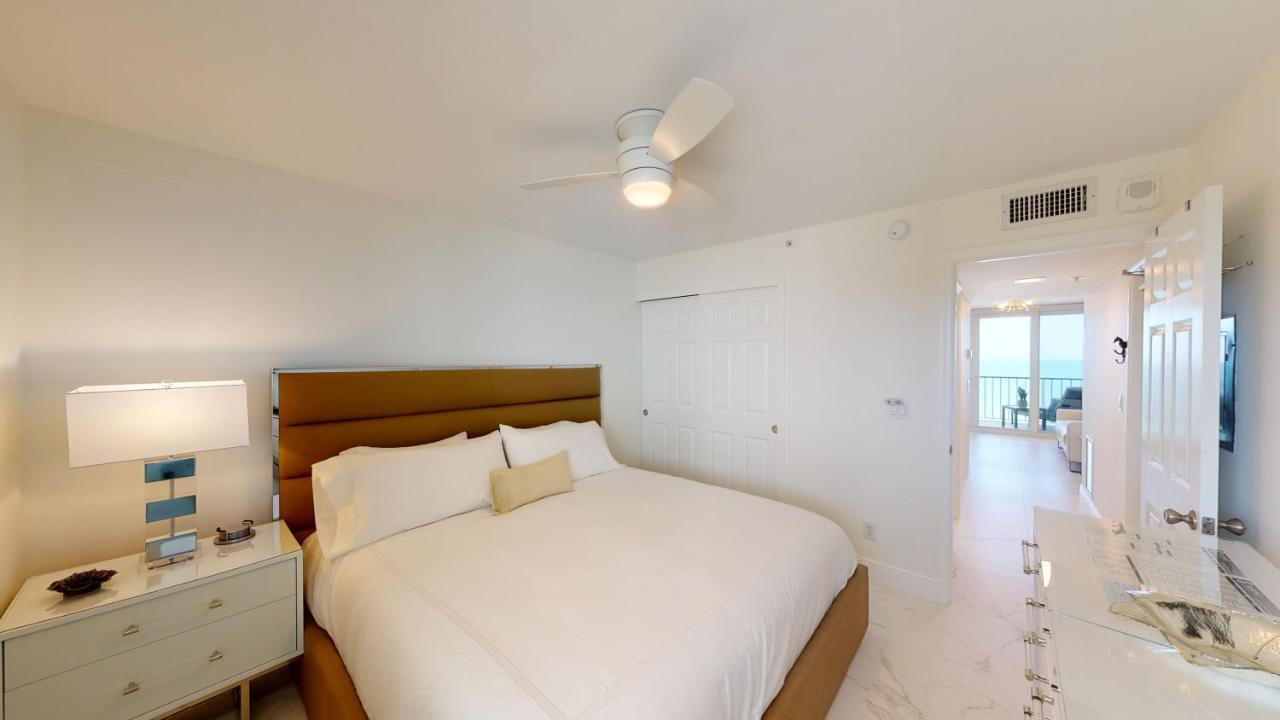 ליבוניה Totally Renovated Beachfront Condo At Apollo! מראה חיצוני תמונה